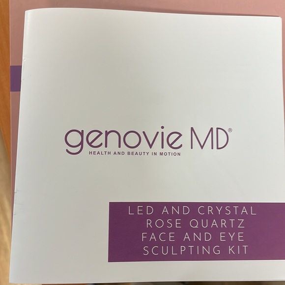 New Genovie MD Led and Crystal Rose Quartz Face and Eye Sculpting Kit!!🔥🔥🔥 - Picture 9 of 16